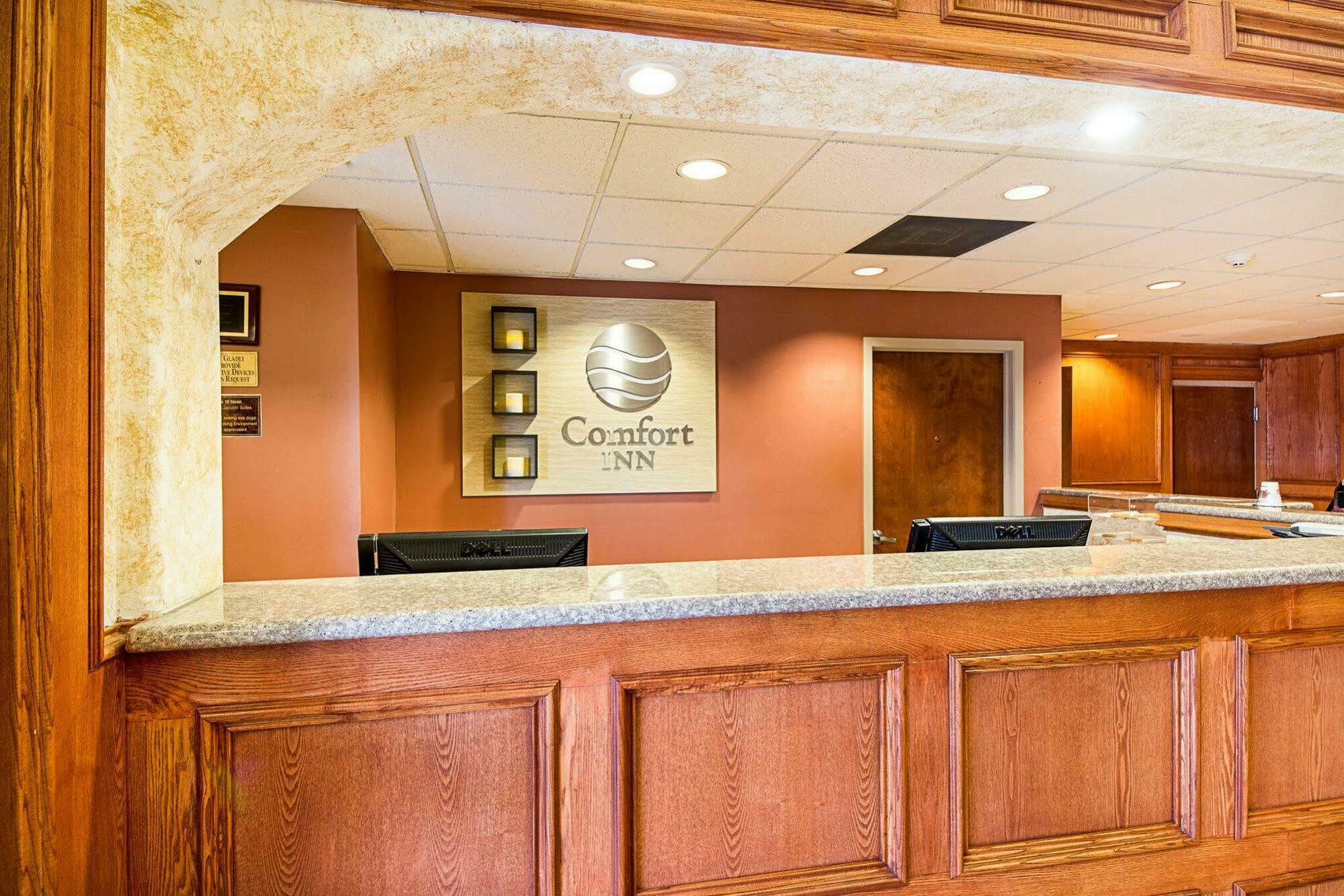 Comfort Inn Near Medical Center Mission Exterior foto